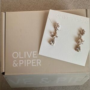 Olive & Piper Blair Drop Earings